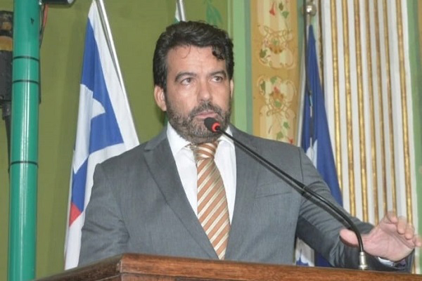 O presidente da CCJ da Câmara de Salvador, vereador Paulo Magalhães Jr.  (União Brasil)