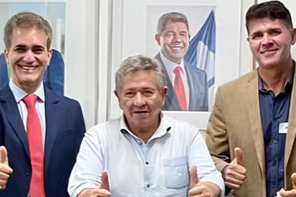 Robinson Almeida, Luiz Caetano e João Filho