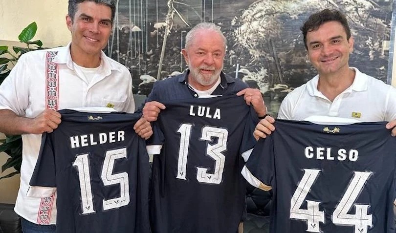 Lula almoçou com o parlamentar, cotado para assumir a pasta no lugar de Daniela Carneiro, durante viagem a Belém (PA) 