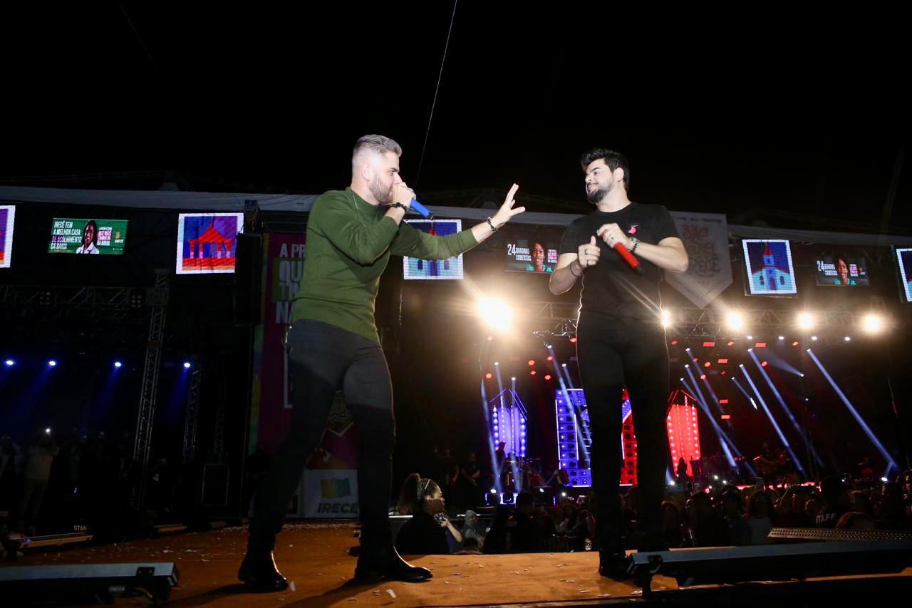  Zé Neto & Cristiano e Cavaleiros do Forró comandam festa de São João em Irecê