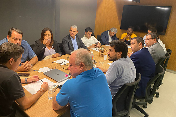 Deputados estaduais da bancada de oposição se reuniram com ACM Neto (União Brasil)