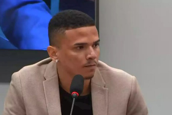Marcos Vinícius Alves Barreira, o Romário, ex-jogador do Vila Nova
