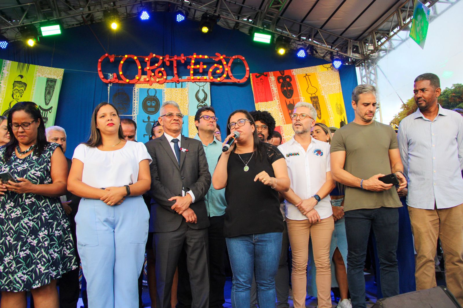 Cerimônia contou com a presença de diversas autoridades civis e militares Cerimônia contou com a presença de diversas autoridades civis e militares