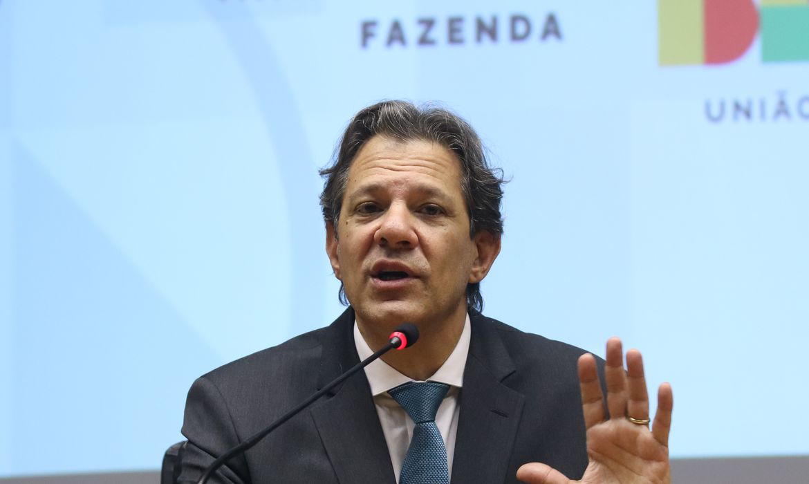 Medidas alternativas foram apresentadas ao ministro Fernando Haddad Medidas alternativas foram apresentadas ao ministro Fernando Haddad