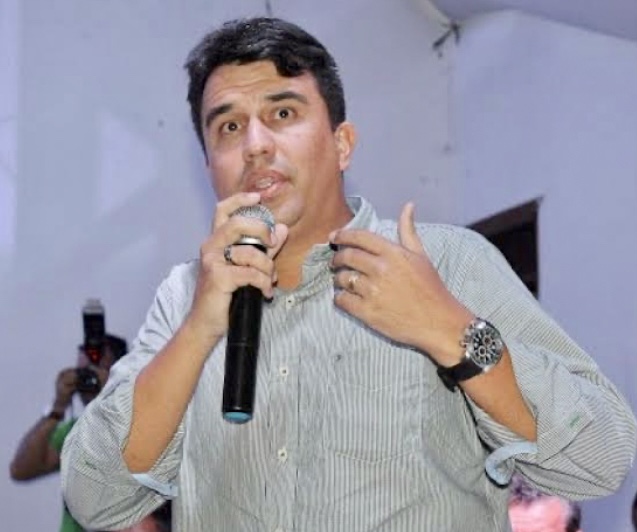 Prefeito de Serrinha, Adriano Silva Lima