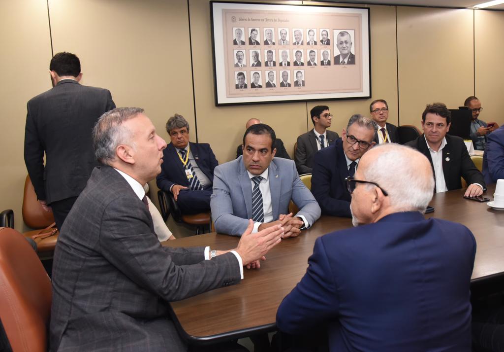 Bruno Reis participa de ato da FNP e se reúne com Arthur Lira para discutir reforma tributária