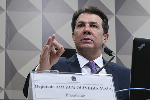 O presidente da CPMI do 8 de Janeiro, deputado Arthur Maia (União)