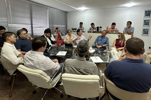 Senador Cid Gomes assume presidência do PDT no Ceará em reunião da executiva estadual em Fortaleza Senador Cid Gomes assume presidência do PDT no Ceará em reunião da executiva estadual em Fortaleza
