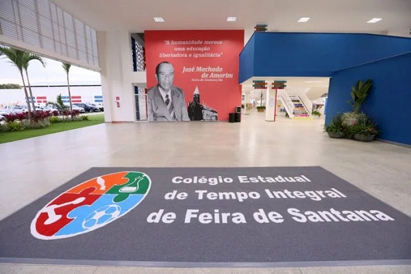 Colégio de Educação em Tempo Integral em Feira de Santana Colégio de Educação em Tempo Integral em Feira de Santana