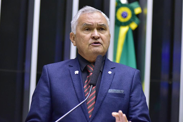 O deputado General Girão