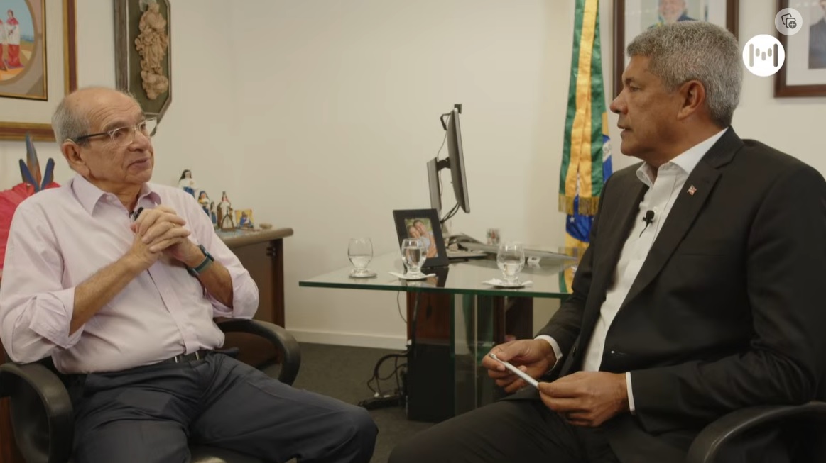 No último domingo, dia 2, Jerônimo Rodrigues desfilou em um carro aberto ao lado do presidente Luiz Inácio Lula da Silva