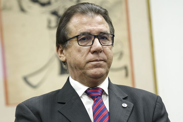 O ministro do Trabalho e Emprego, Luiz Marinho