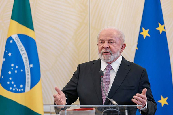 O presidente Lula O presidente Lula