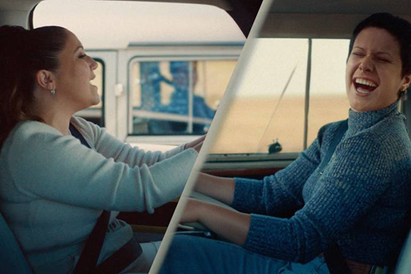 As cantoras Maria Rita e Elis Regina no filme publicitário As cantoras Maria Rita e Elis Regina no filme publicitário