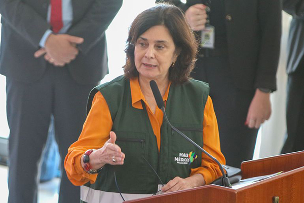 A ministra da Saúde, Nísia Trindade