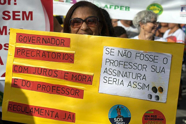 Professora da rede estadual de ensino pede celeridade ao pagamento da segunda parcela dos precatórios do Fundef