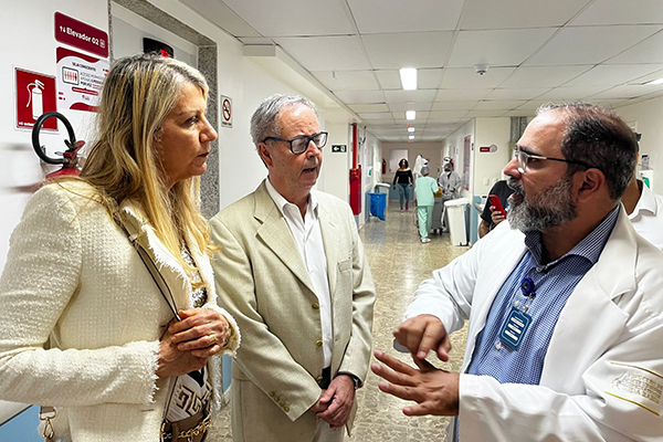 Simone Klein, cônsul da Bahia e Sergipe, Eduardo Giudice, parceiro do Martagão e Carlos Emanuel Melo, superintendente geral da Liga Álvaro Bahia Simone Klein, cônsul da Bahia e Sergipe, Eduardo Giudice, parceiro do Martagão e Carlos Emanuel Melo, superintendente geral da Liga Álvaro Bahia
