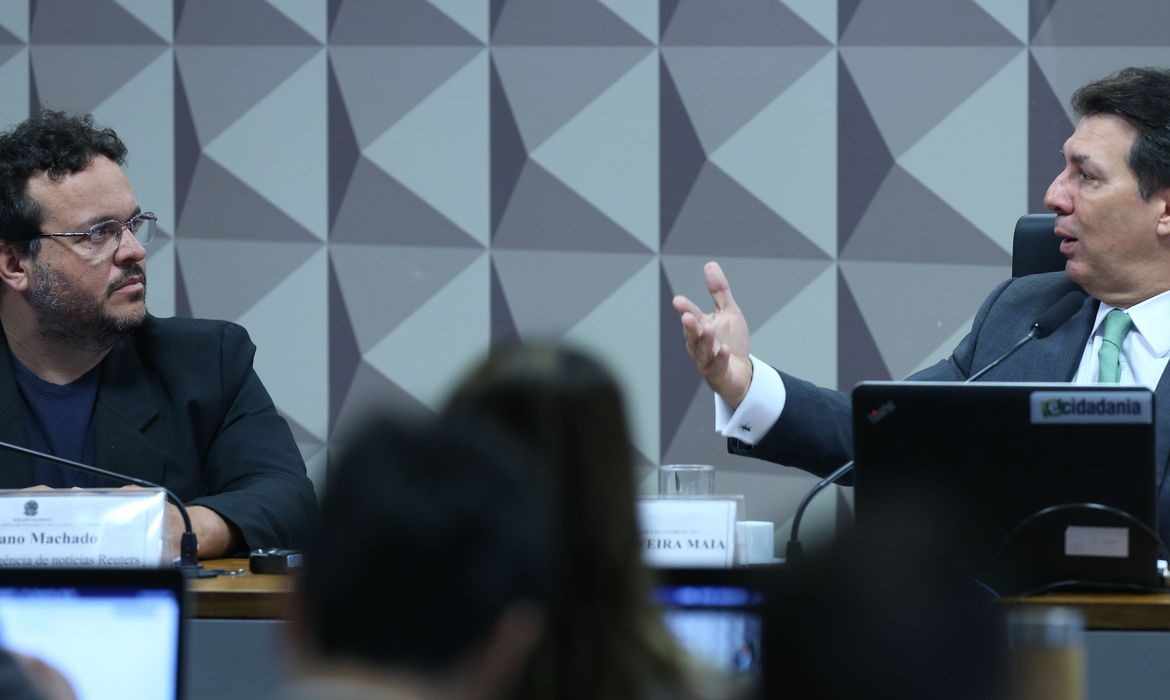 Deputados do PL insinuaram que profissional seria cúmplice de vândalos