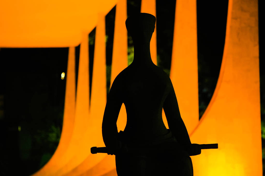 Ministros do Supremo formam maioria para mudar regra e beneficiá-los sobre escritórios de parentes