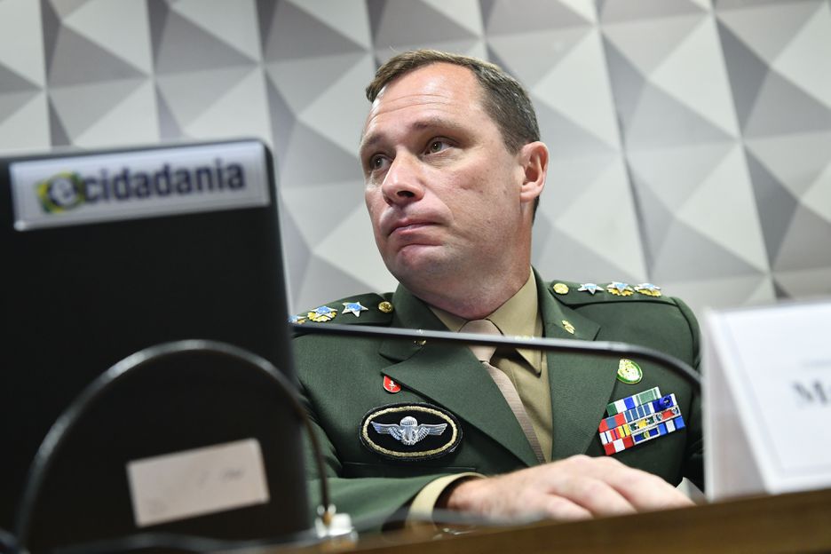 A defesa de Mauro Cid pediu ao STF