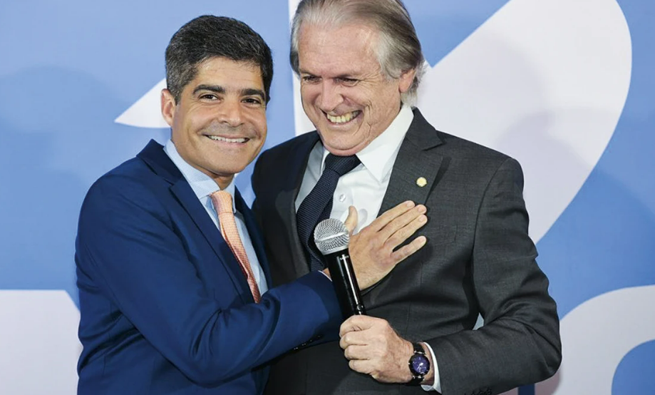 Segundo a Veja, a guerra que acontece também na Justiça conta com cartas internas a parlamentares, além de disputas no diretório do Amazonas