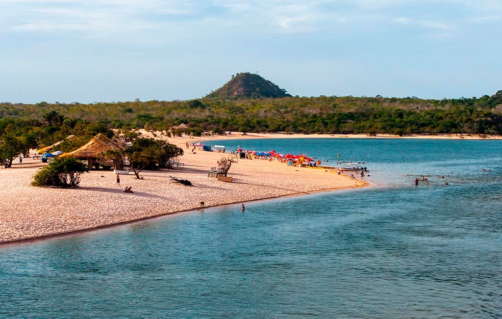 Ilha do Amor, no rio Tapajós, na altura de Alter do Chão, distrito de Santarém (PA) Ilha do Amor, no rio Tapajós, na altura de Alter do Chão, distrito de Santarém (PA)
