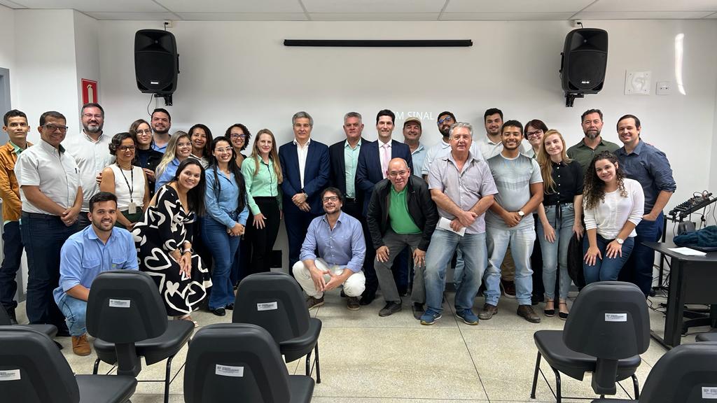 Na ocasião, foram apresentados vários projetos que estão em andamento na região