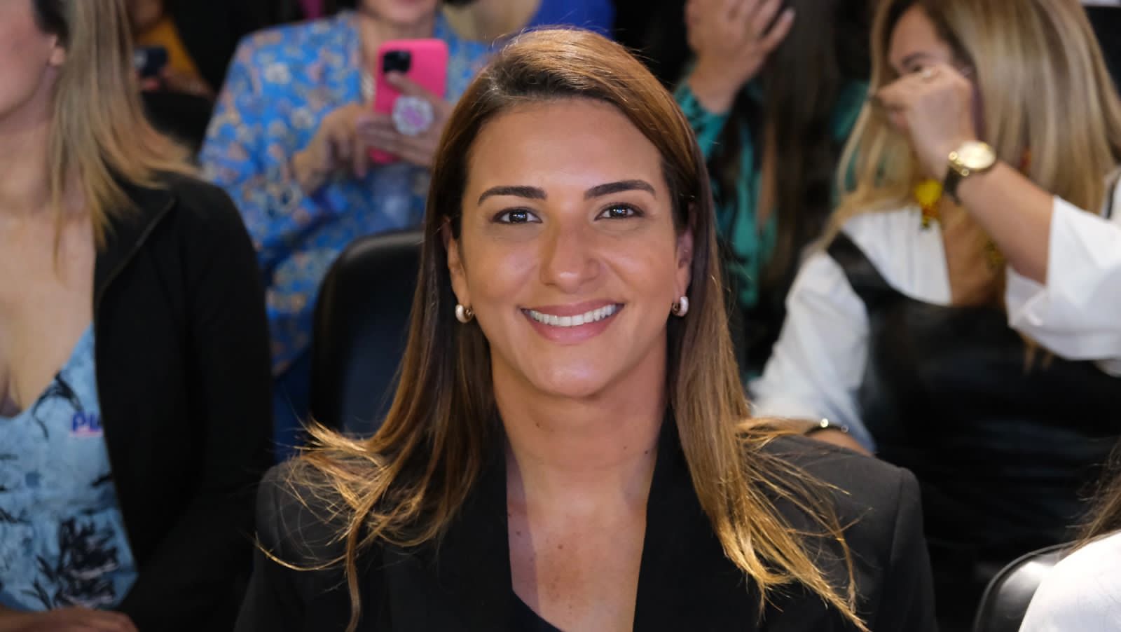 Projeto de Roberta Roma isenta de imposto de renda pessoas deficientes Projeto de Roberta Roma isenta de imposto de renda pessoas deficientes
