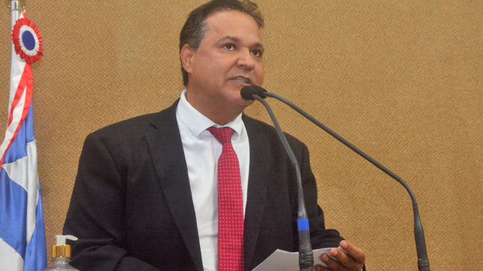 O parlamentar deixou claro seu repúdio à atitude de impedir a instauração de CPIs antes mesmo de seu funcionamento