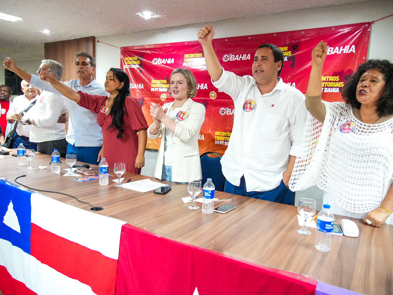 PT Bahia valida nome de Robinson Almeida como pré-candidato a prefeito de Salvador