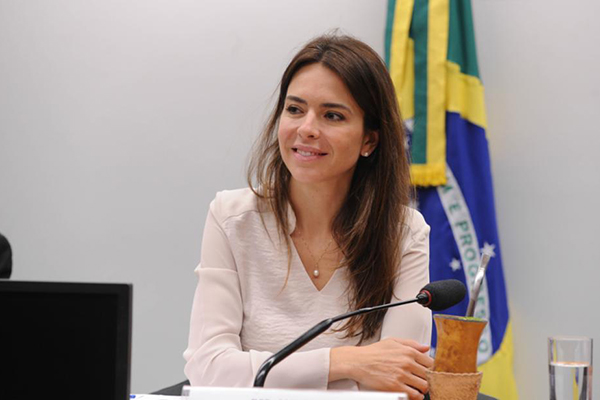 A relatora do projeto, deputada federal Any Ortiz (Cidadania-RS)