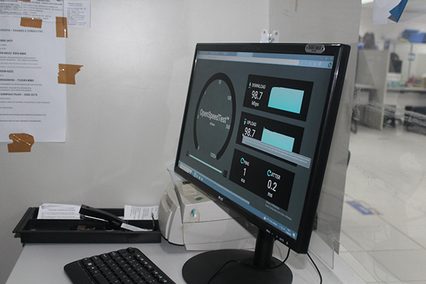 Equipamentos possuem um sistema de sustentação que permite a continuidade do funcionamento, mesmo com a falta de energia