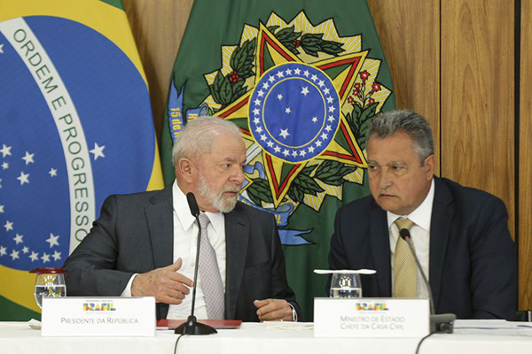 O presidente Lula e o ministro Rui Costa (Casa Civil)