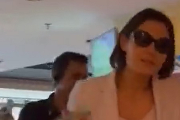 Ex-primeira dama Michelle Bolsonaro foi provocada em Brasília sobre escândalo das joias