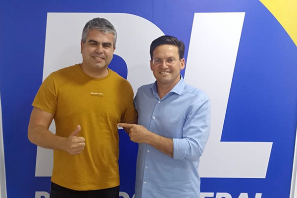 O empresário Neto Carigé e o presidente estadual do PL, João Roma O empresário Neto Carigé e o presidente estadual do PL, João Roma