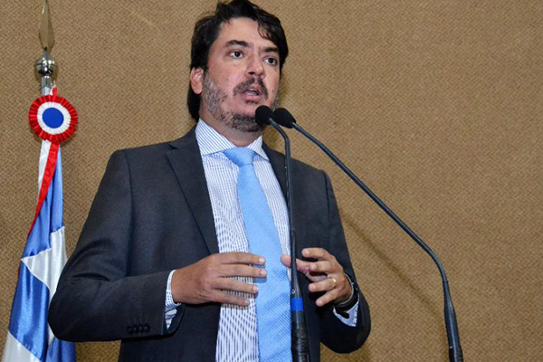 O deputado estadual Pedro Tavares (União Brasil)