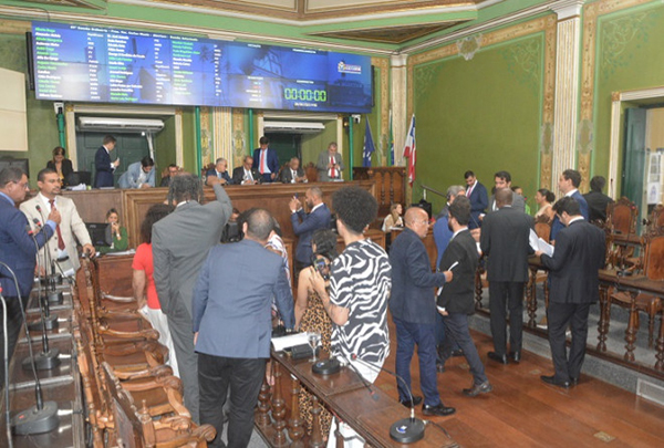 A proposta também altera o Código Tributário do município