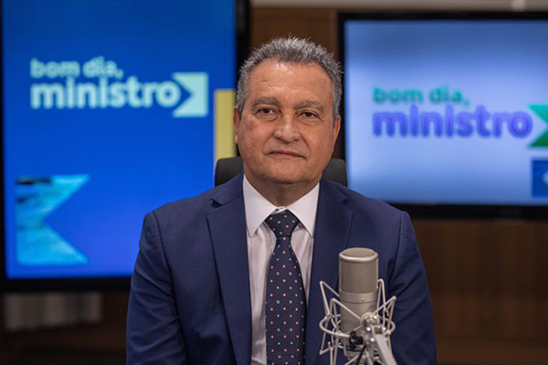 Rui Costa defendeu a união entre os governos estaduais e o Governo Federal no combate sistemático às fake news