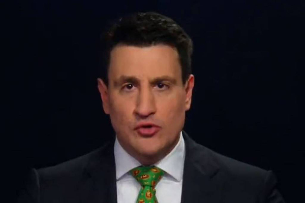 O apresentador Tiago Pavinatto