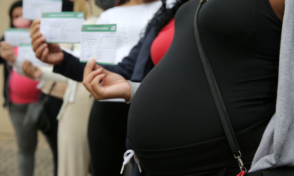 Grávidas imunizadas transmitem anticorpos aos bebês