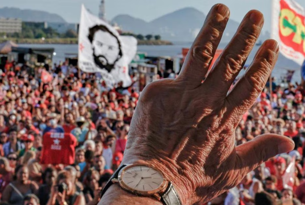 Lula ficou com presentes de luxo