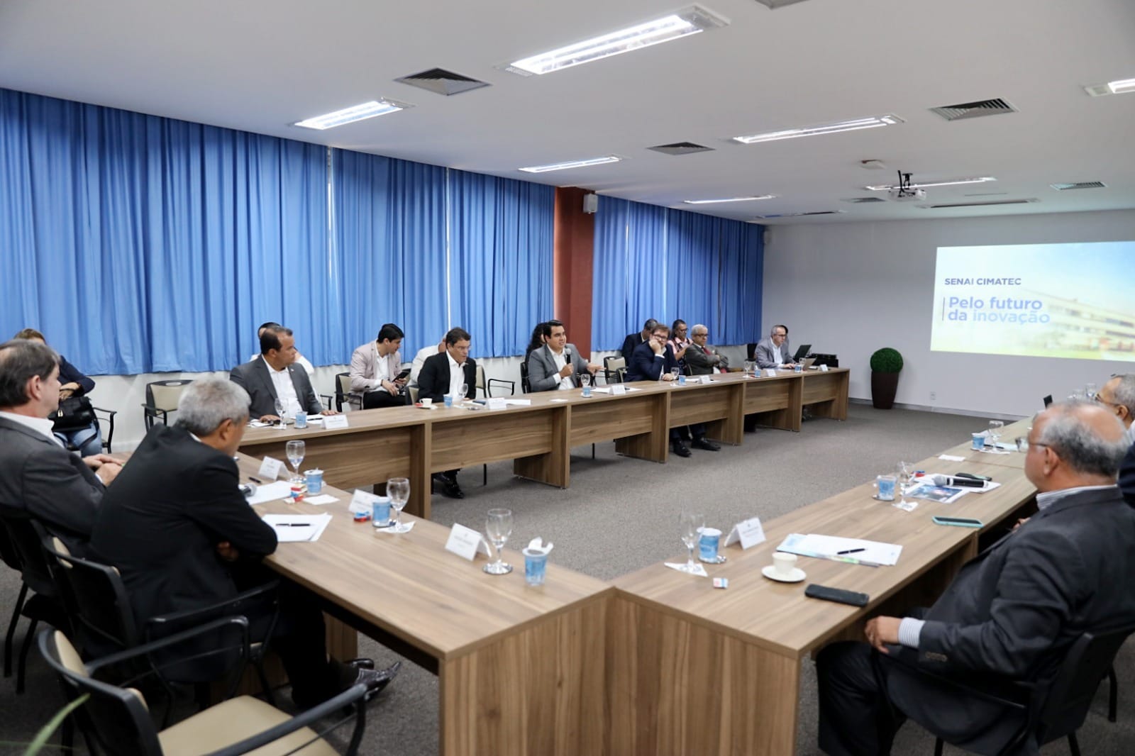 A Bahia lidera o movimento rumo a uma economia de baixo carbono e na promoção do hidrogênio verde A Bahia lidera o movimento rumo a uma economia de baixo carbono e na promoção do hidrogênio verde