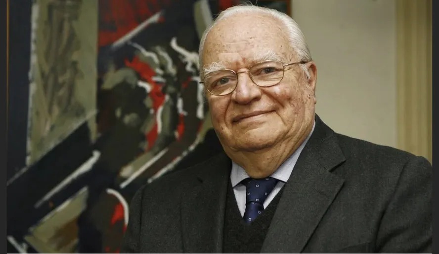 O ex-ministro, tucano de carteirinha, anunciou apoio a Lula nas eleições de 2022 O ex-ministro, tucano de carteirinha, anunciou apoio a Lula nas eleições de 2022