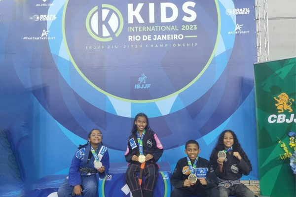 Atletas patrocinados pela Prefeitura são medalhistas em campeonato internacional de Jiu-jítsu Atletas patrocinados pela Prefeitura são medalhistas em campeonato internacional de Jiu-jítsu