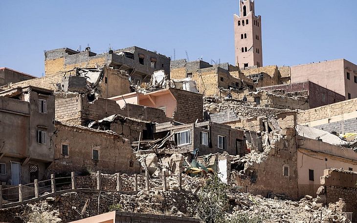 Abalo ainda feriu pelo menos 2.059 pessoas e causou danos na cidade antiga de Marrakech, Patrimônio Mundial da Unesco