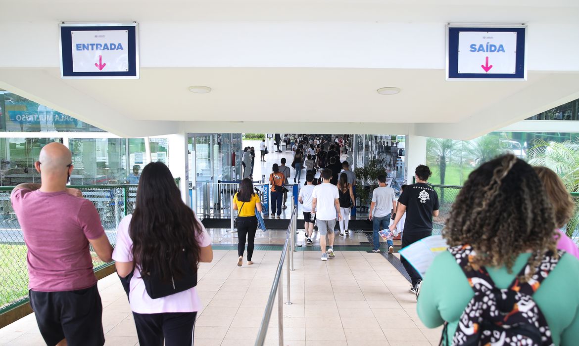 Candidatos têm até 7 de junho para se inscrever para o Enem Candidatos têm até 7 de junho para se inscrever para o Enem