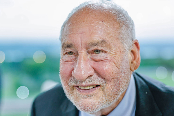 O prêmio Nobel de Economia Joseph Stiglitz