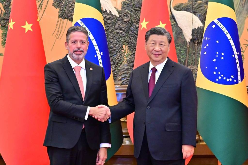 O presidente da Câmara, Arthur Lira, e o líder chinês, Xi Jinping