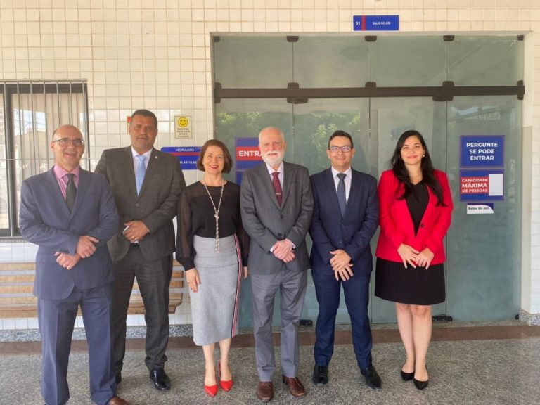 A visita ocorreu na manhã da terça-feira (24).