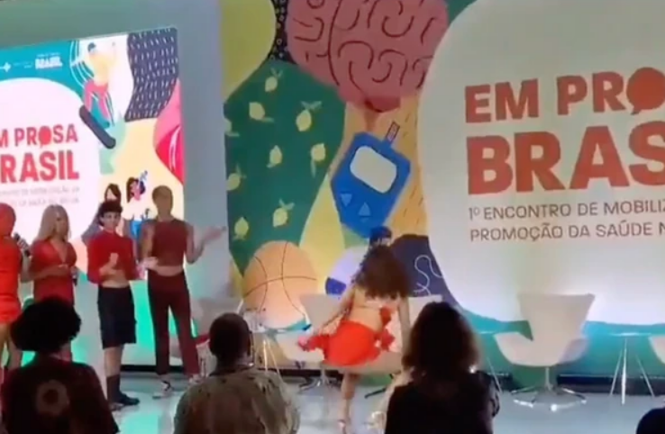 Valor inclui locação do espaço CICB, um dos maiores de Brasília, infraestrutura para shows e diárias de hotéis, mas não passagens aéreas de convidados; cachê do grupo artístico foi de R$ 2 mil Valor inclui locação do espaço CICB, um dos maiores de Brasília, infraestrutura para shows e diárias de hotéis, mas não passagens aéreas de convidados; cachê do grupo artístico foi de R$ 2 mil